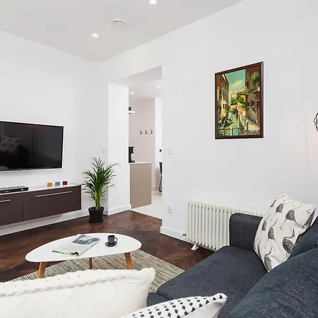 Cocoa & Cinnamon Oasis - 1Br - Old Town Appartement *
