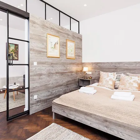 Cocoa & Cinnamon Oasis - 1Br - Old Town